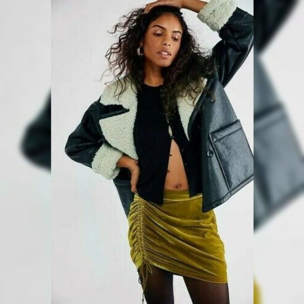 Free People Vivienne Velvet Mini Skirt XS 2 Women Casual Fitted Short NEW 28842